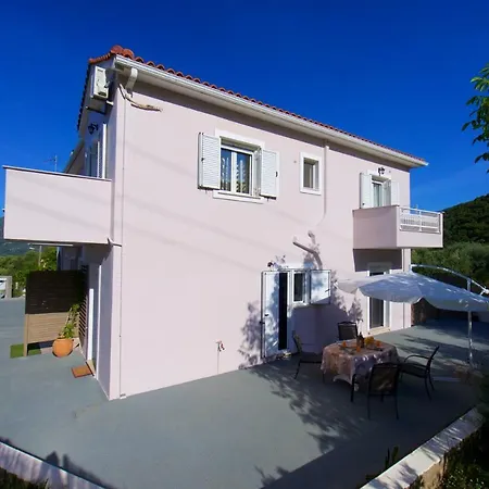 Eleonas Apartment Poulata